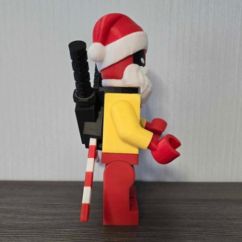 Deadpool figure in Christmas mood 15cm new