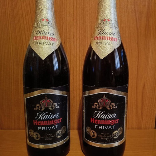 Kaiser Henninger Privat beer 80s decade like new, two bottles