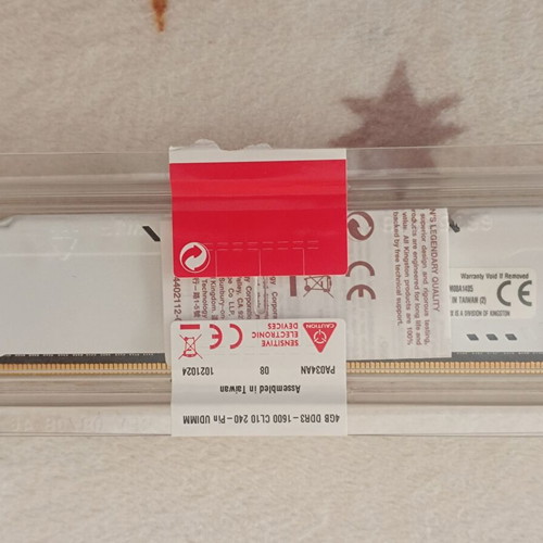 Kingston 4GB DDR3 RAM DIMM like new