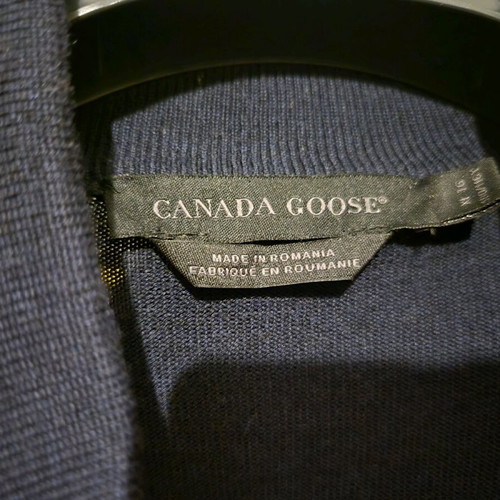 Canada Goose HyBridge Knit Padded Jacket like new, blue, size XL