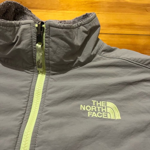 The North Face Denali women's vintage jacket used, gray with neon yellow