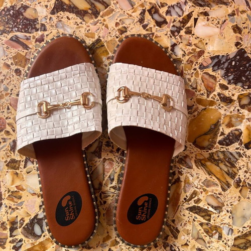Sunshine sandals size 38 white like new, anatomical