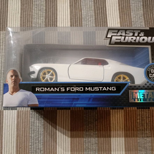 Fast and Furious Collectible Roman's Ford Mustang 1:32 like new