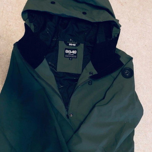 8848 Altitude jacket green like new, size S