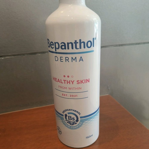 Stainless steel water bottle used 750 ml, ideal for beach