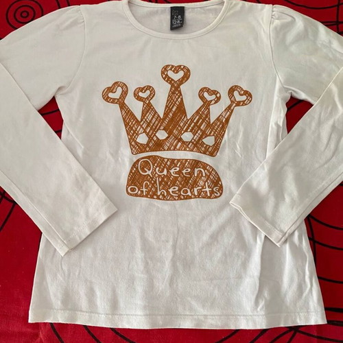 Zara Kids Queen of Hearts children's shirt used, age 7–8