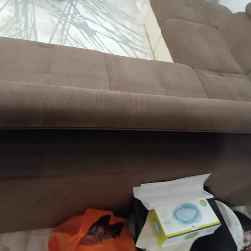 Corner sofa with extra and storage space like new
