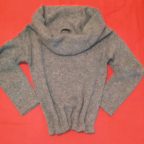 Sisley wool sweater with loose turtleneck, like new, gray, size S