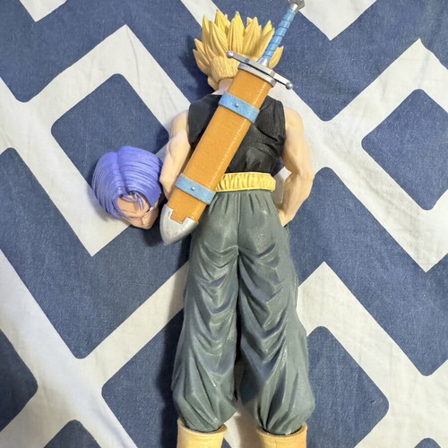 Trunks figure 25cm like new
