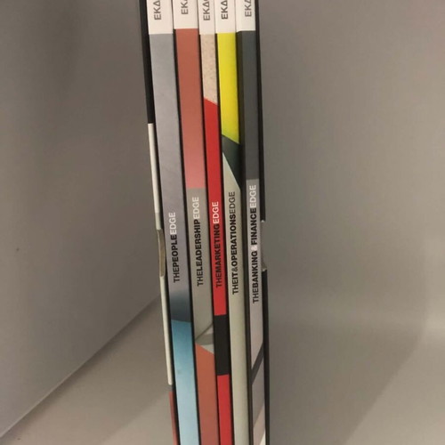 The Edge special edition book set like new, 5 issues in hardcover case