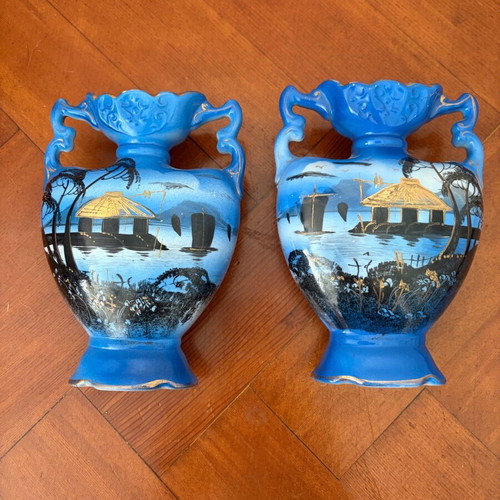 Antique vases from England like new, set of 2 with Japanese motif