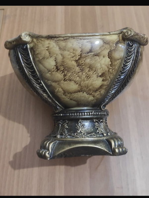 Decorative vase new with embossed patterns on base