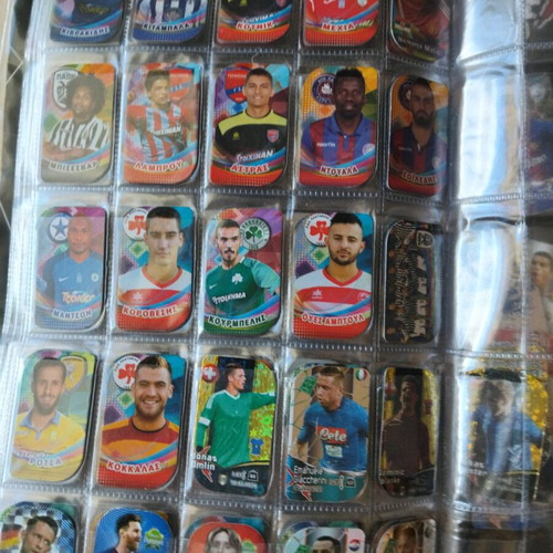 Album with 150 metal football player tags like new