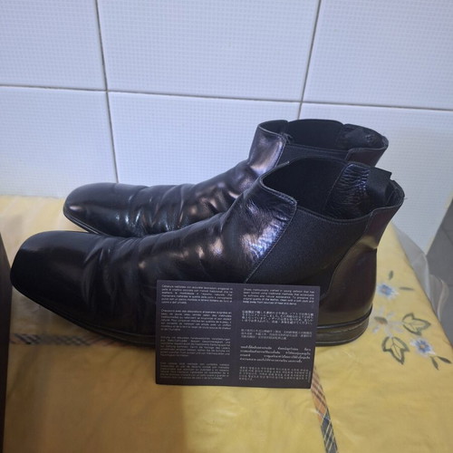 Prada boots size 42 like new, black authentic