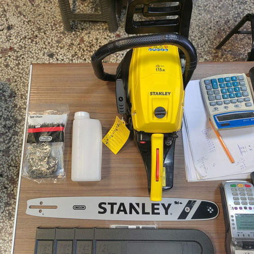 Stanley Gas Chainsaw with Oregon Blade new