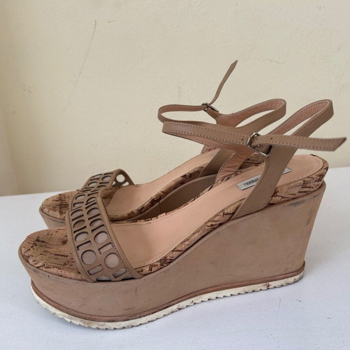 Kalogirou platform sandals size 40 light brown like new, 10 cm heel