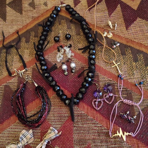 Handmade jewelry like new, multicolored