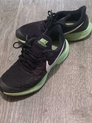 Sneakers used, sporty, size 35, black and green