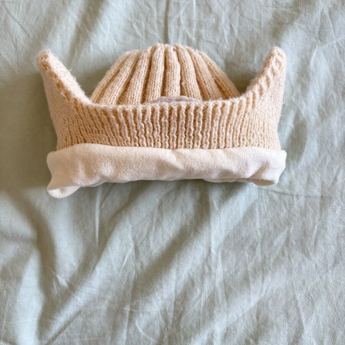Unisex baby hat like new, beige with teddy bear