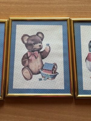 Vintage frames set of 3 new with glass