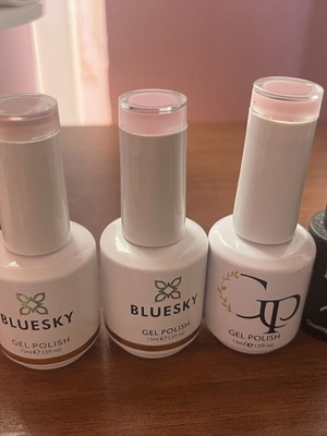 Semipermanent nail polishes pink-nude like new, set of 4