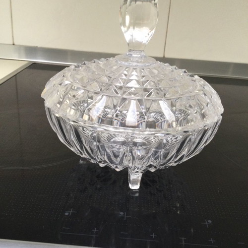 Crystal fondant dish used, diameter 15cm