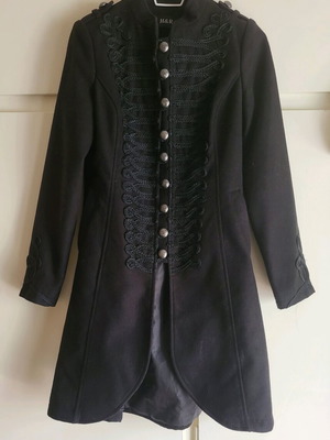 Gothic style coat size S black like new