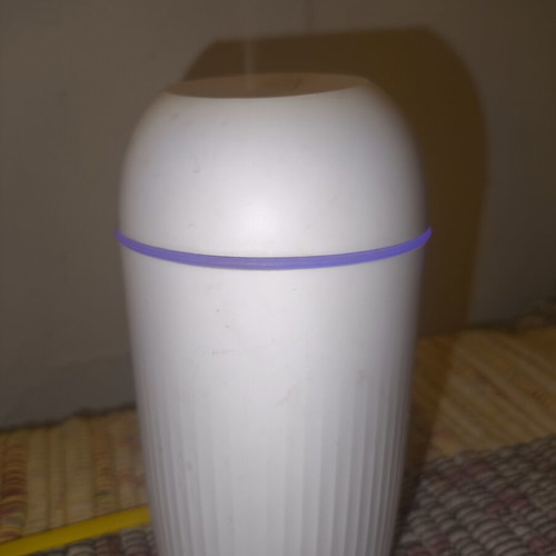 Humidifier with built-in light