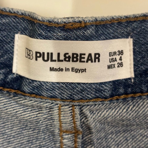 Blue Pull & Bear straight-leg jeans like new, size S