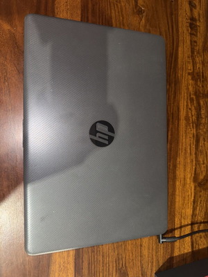 HP Laptop 15" μεταχειρισμένο, Windows, με φορτιστή