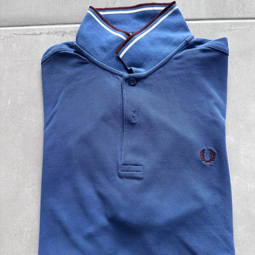 Fred Perry men's t-shirt blue size M like new
