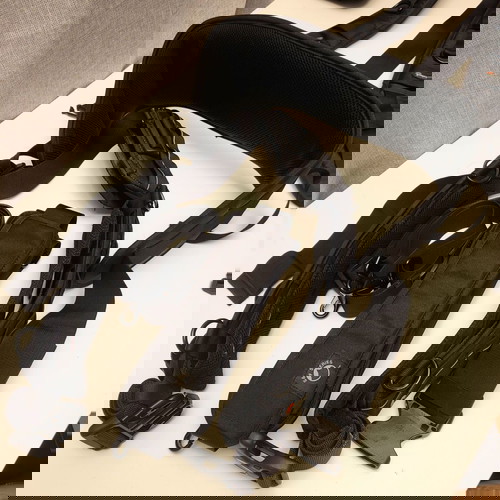 Lowepro S&F Set σαν καινούργιο με ζώνη, harness και θήκες φακών