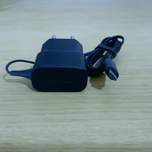 Nokia Micro Charger for models 5310, 8810, 105, 3310 etc.
