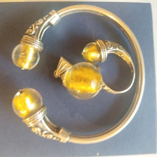 925 Silver Jewelry Set like new with glass beads and gold leaf accents