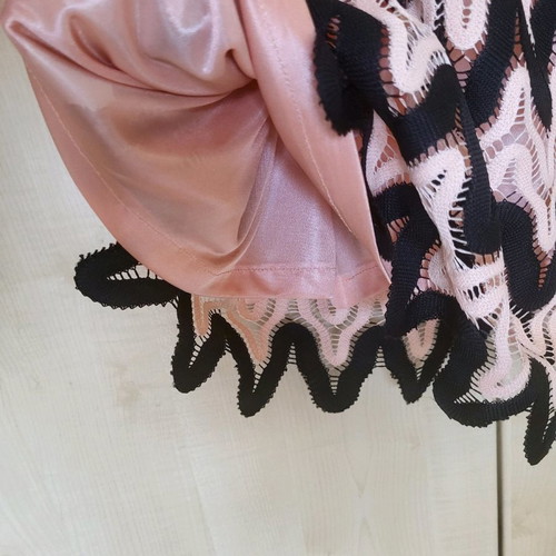 Lace dress S/M, pink and black