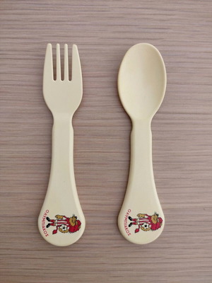 Thrileon baby spoon and fork with Olympiakos mascot, lightly used