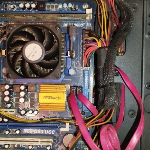 Pc computer used Asrock Athlon II x2 3GHz 4GB RAM