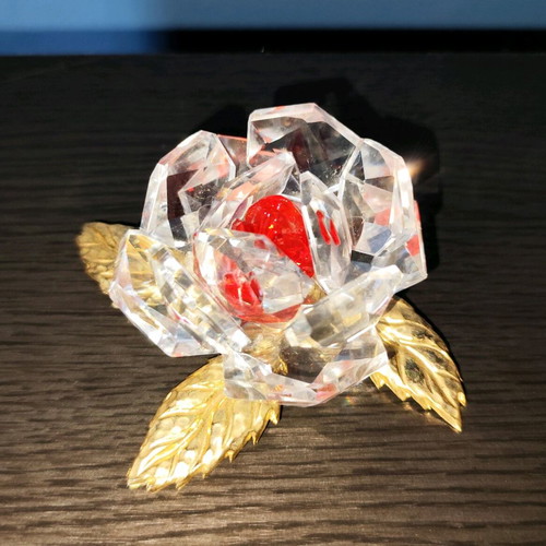 Glass rose new handmade in velvet wooden case