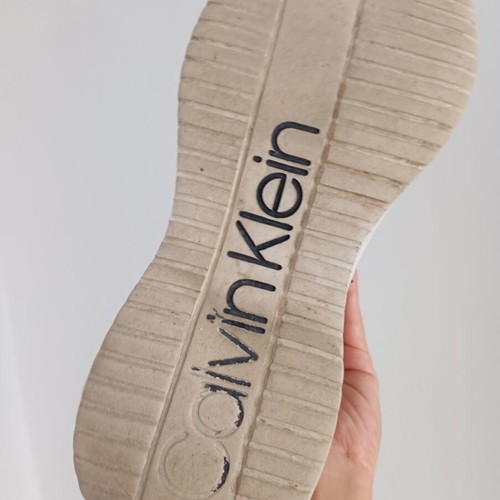 Calvin Klein sneakers size 39 used, black and white