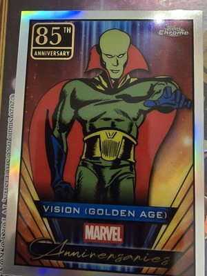 Vision (Golden Age) Topps Chrome Marvel card like new