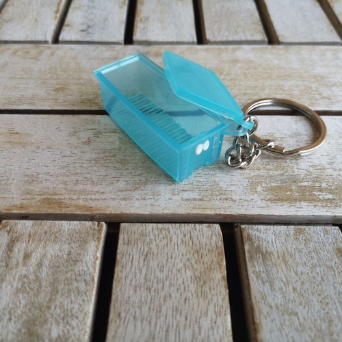 Tupperware Blue Fruit Container Keychain New Collectible