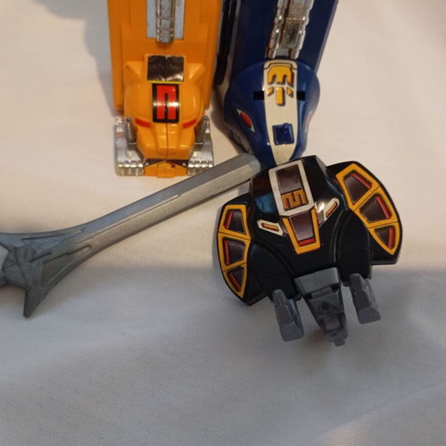 Mighty Morphin Power Rangers Megazord figure used, 23cm, Bandai 1991