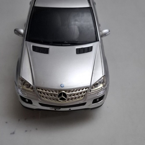 Τηλεκατευθυνόμενο αυτοκίνητο Mercedes Benz ML Class σαν καινούργιο, κλίμακα 1:14