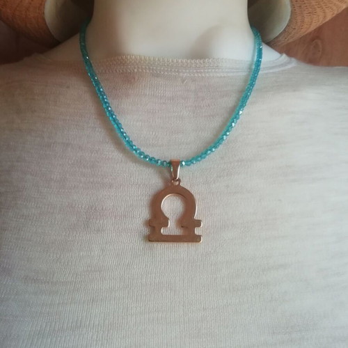 Libra necklace gold-plated pendant new with transparent blue iridescent color
