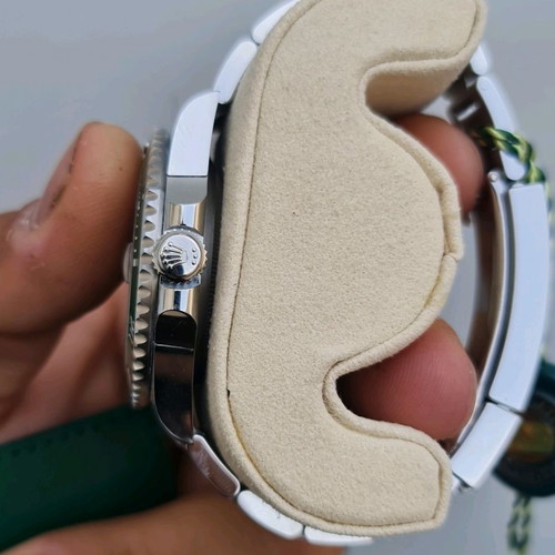 Rolex Submariner 126610LV used complete set 2022