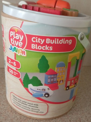 Wooden building blocks used, city theme, 50 pieces with animal toys