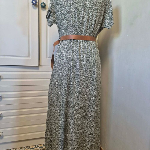 Maxi dress white-green one size with tan belt new