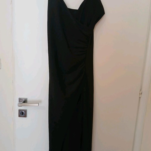 Long dress with slit like new, size M