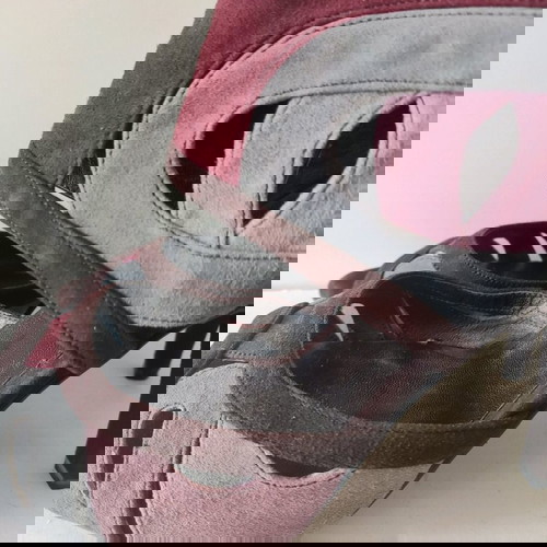 Πέδιλα σαν καινούργια, νούμερο 41, πολύχρωμα, suede υφής με φερμουάρ