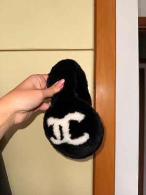 Fur earmuffs new, black